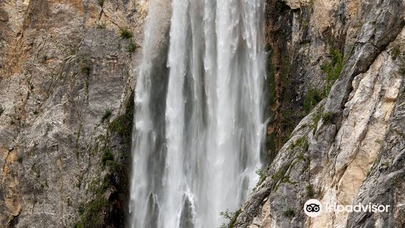Boka Waterfall