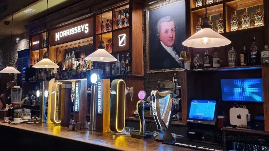 Morrissey's Irish Pub