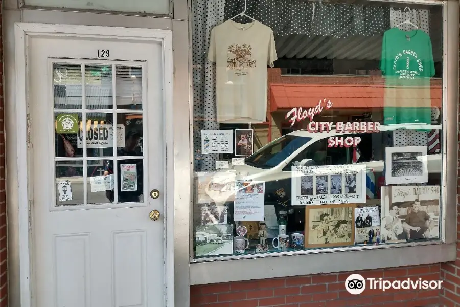 Floyd’s City Barber Shop
