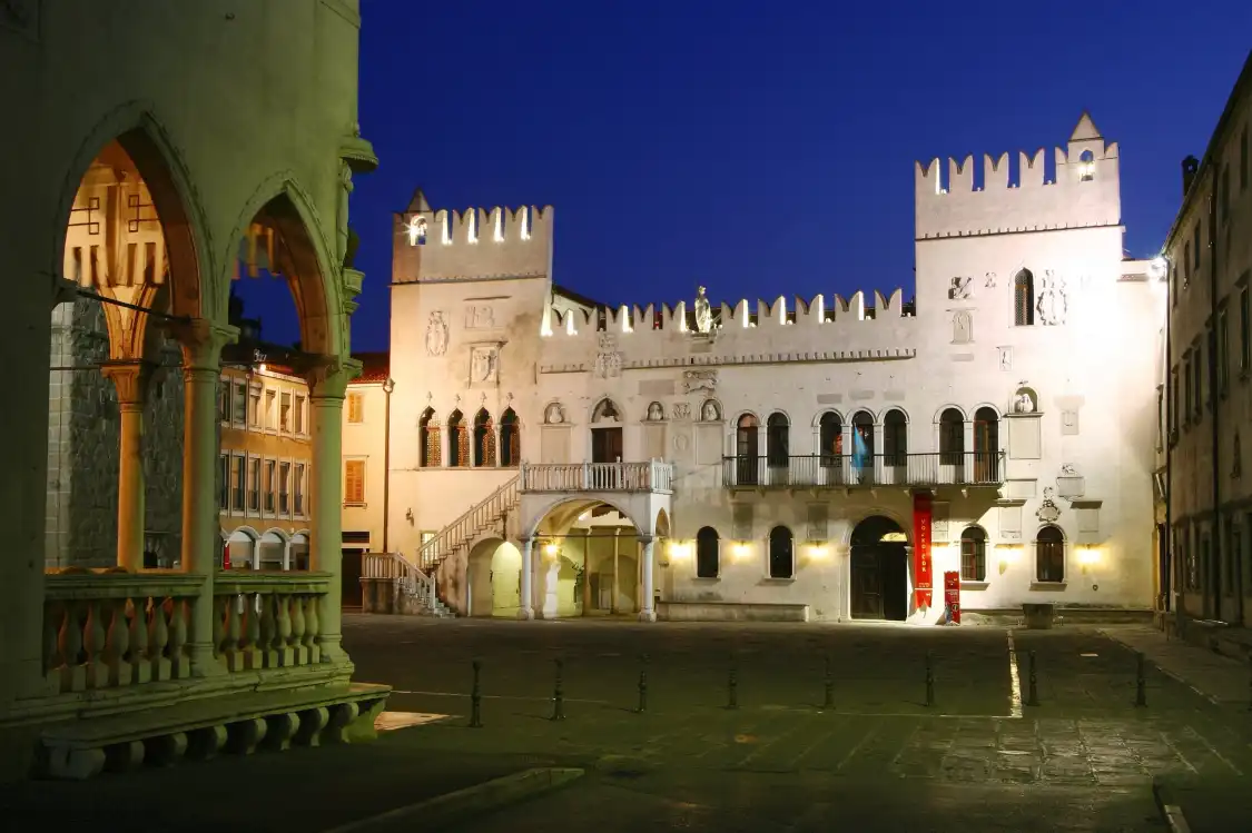 Hotels near Praetorian Palace