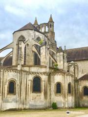Abadía de Saint-Jean de Montierneuf