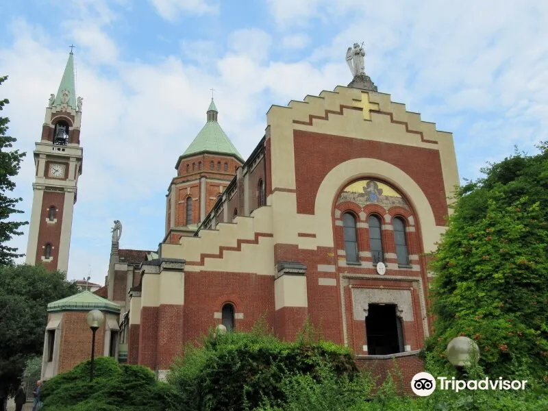 4_Basilica di Santa Maria di Lourdes