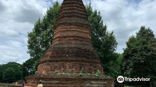 Wat Pa Sak Historical Site, Ancient Temple Ruins, Chiang Saen Town