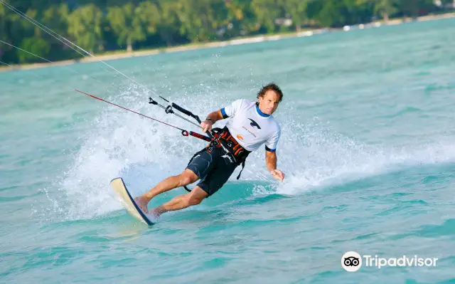 Surfing in Mauritius