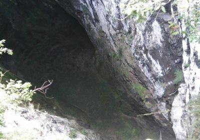 Schwalbenhöhle