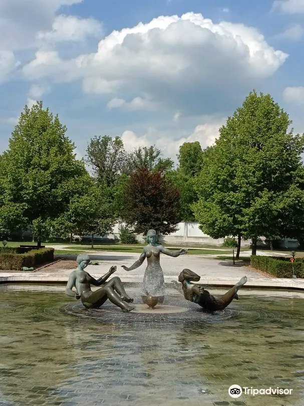 5_Fontain Joy of Life