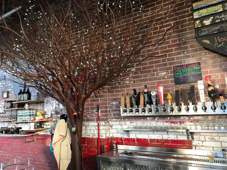 Hotels near Dry Ground Brewing Company