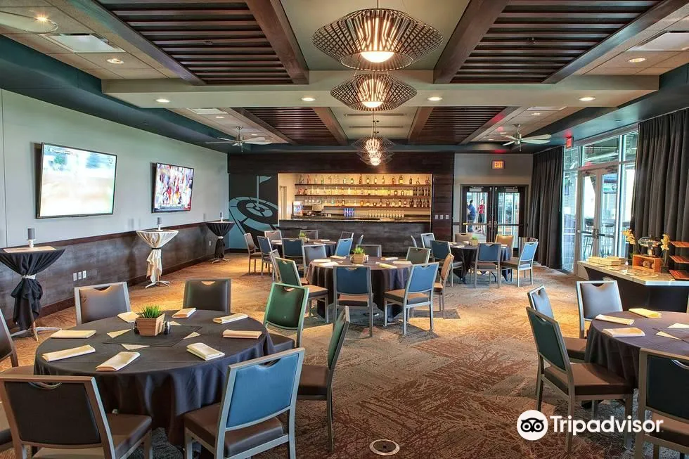 2_Topgolf The Colony