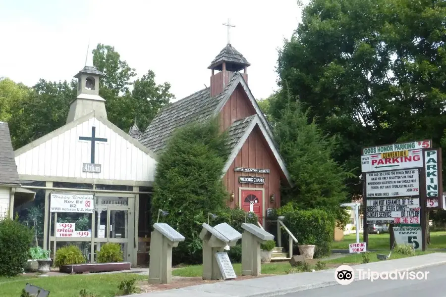 Gatlinburg Bible Museum & Wedding Chapel