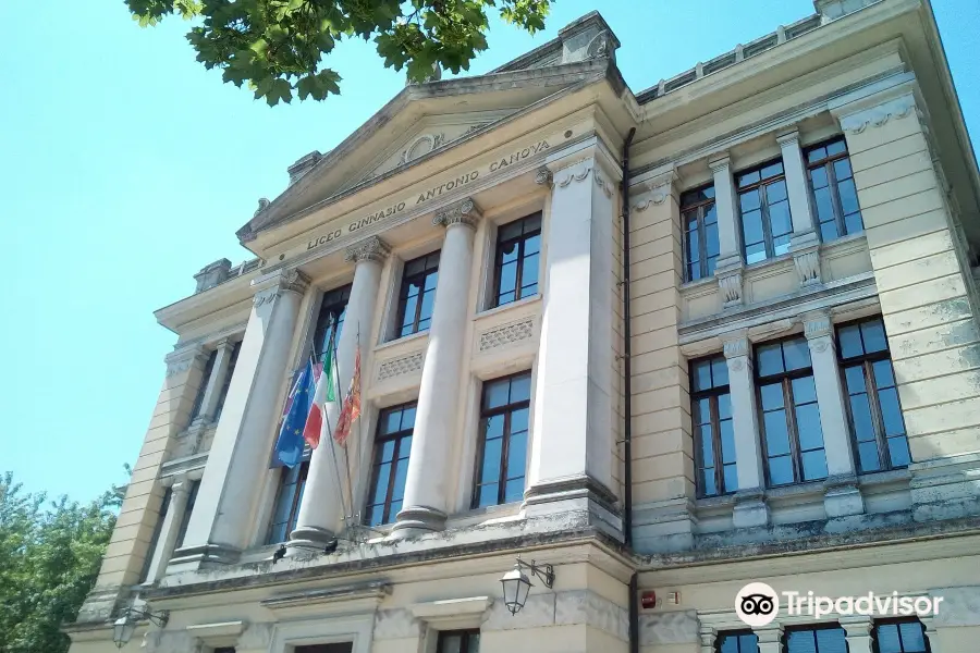 Liceo Ginnasio Statale 'A. Canova'