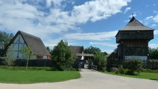 Bachritterburg