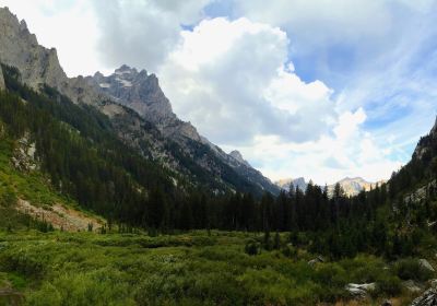 Cascade Canyon Trail