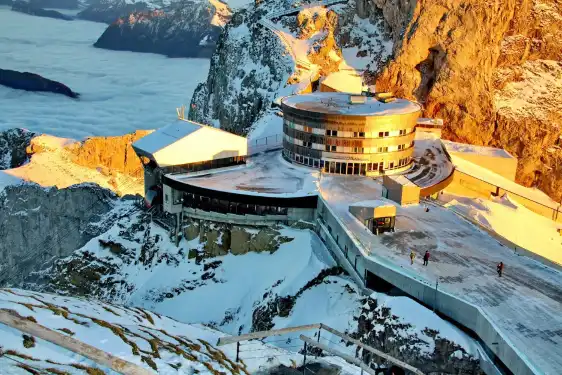 Hotels in der Nähe von Pilatus-Bahnen AG