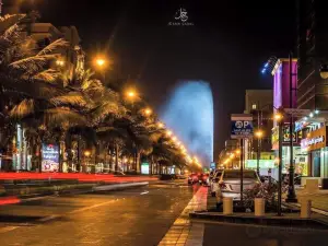 Popular Night Attractions in Jeddah