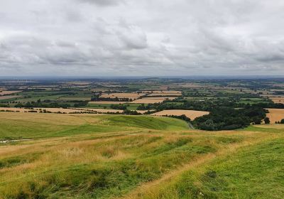 Uffington Castle - White Horse & Dragon Hill