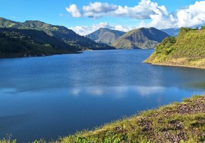 Represa Uribante Caparo