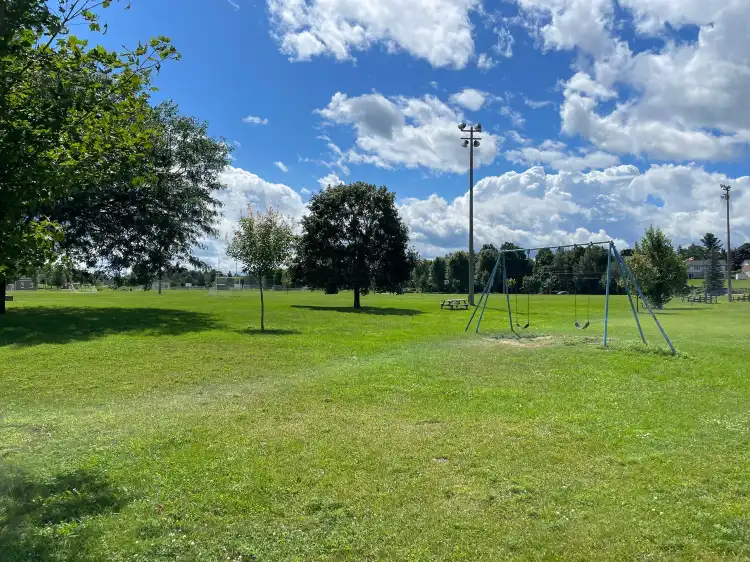 Hotels in Smiths Falls