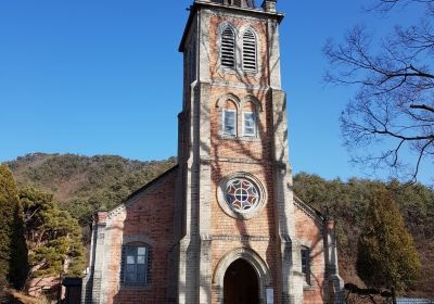 Pungsuwon Catholic Church