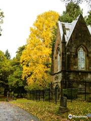 Lone Fir Cemetery