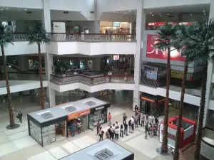 Centro Comercial Ciudad Tamanaco - CCCT
