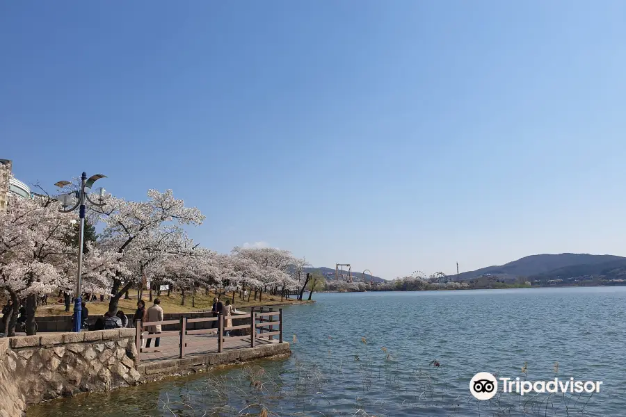 Bomun Tourism Complex