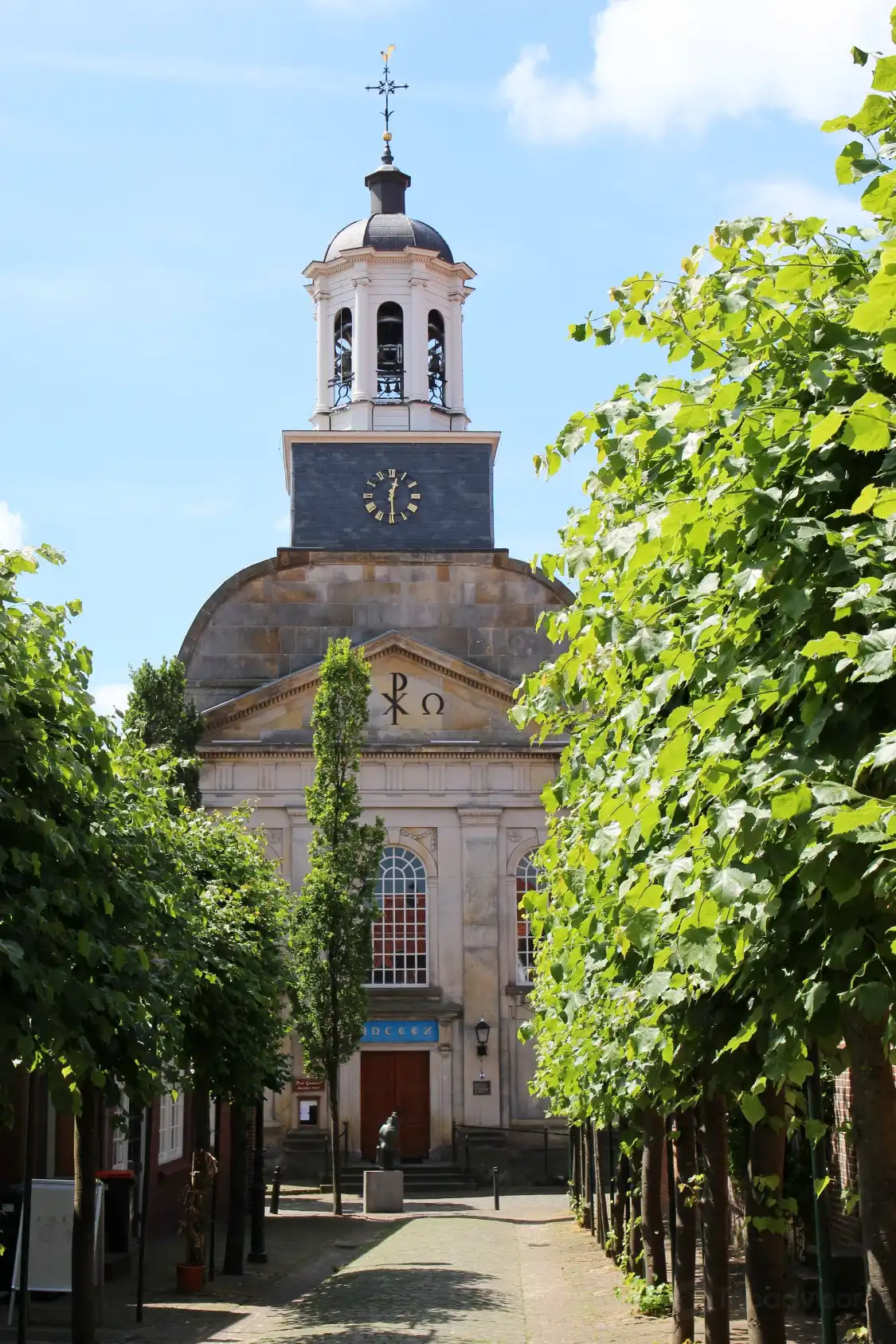 Hotels near Hervormde Kerk