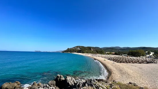 Karavostasi Beach