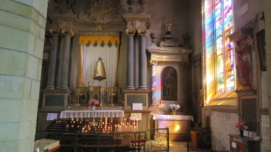 Collégiale Notre-Dame-de-la-Tronchaye