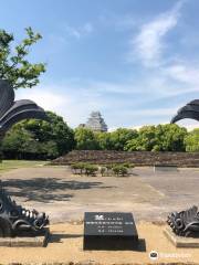 Himeji Castle Daitenshu no Shachigawara (Replica)