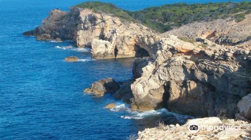 Punta Moscarter lighthouse