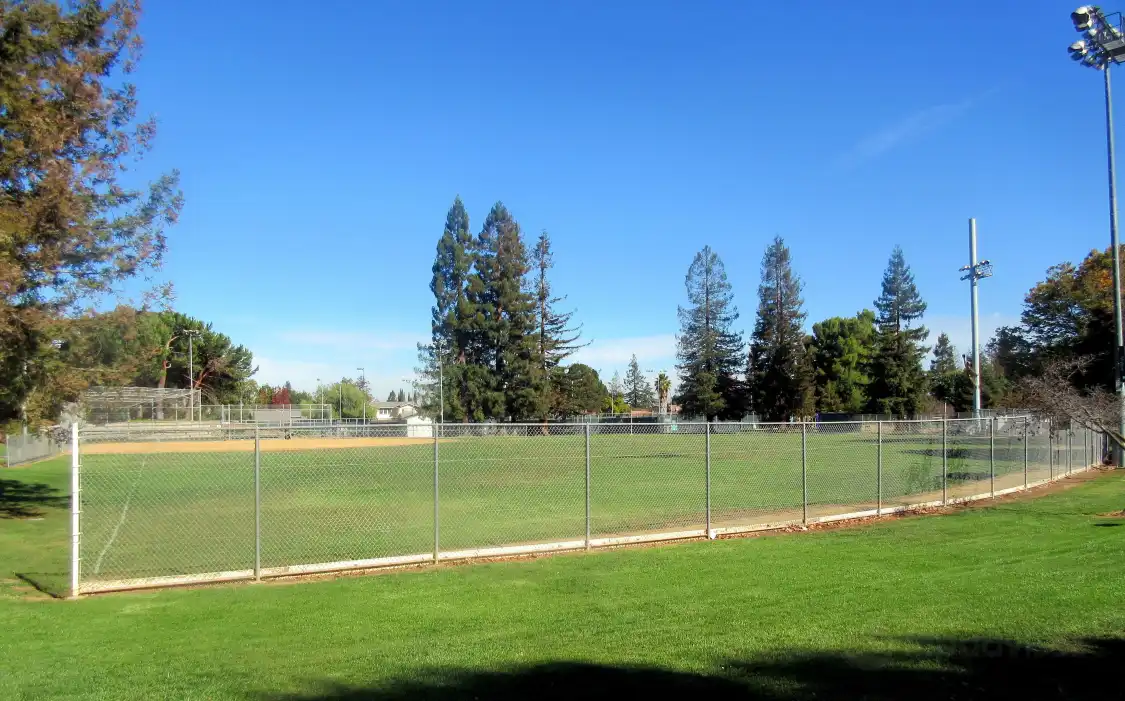 Hôtels à proximité de : Cupertino Memorial Park