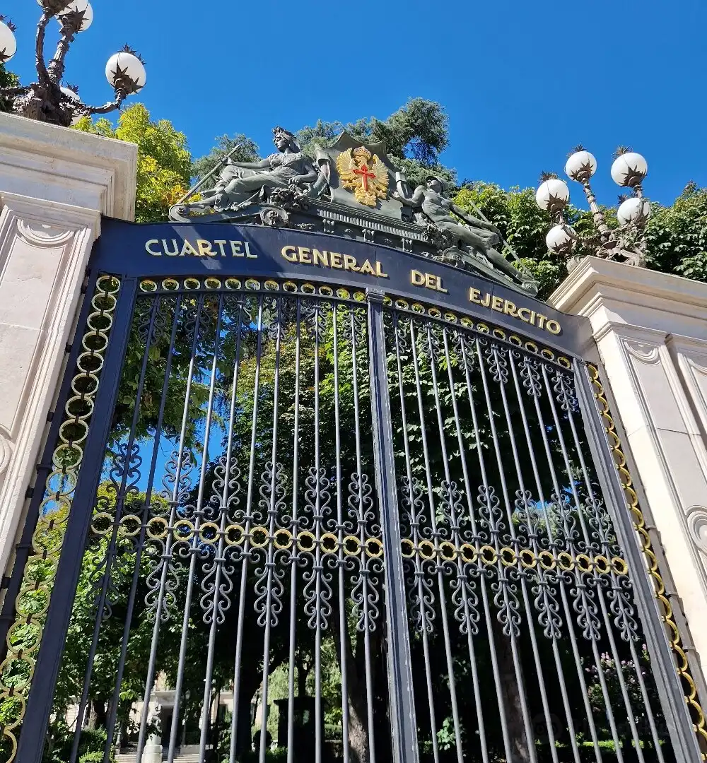 Hoteles cerca de Cuartel General de la Armada