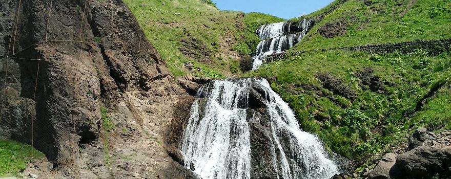 Nanatsutaki Falls