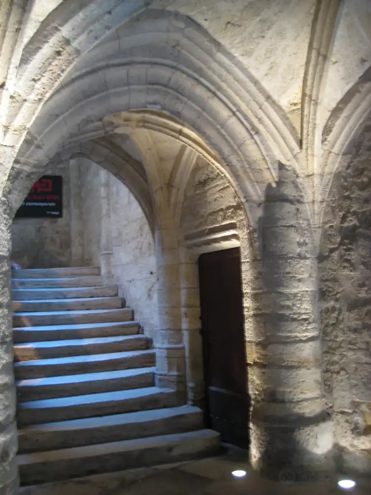 Hotels near Hotel des Barons de Lacoste