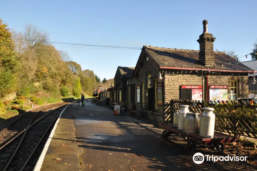 Keighley & Worth Valley Railway - (Oxenhope,Station)