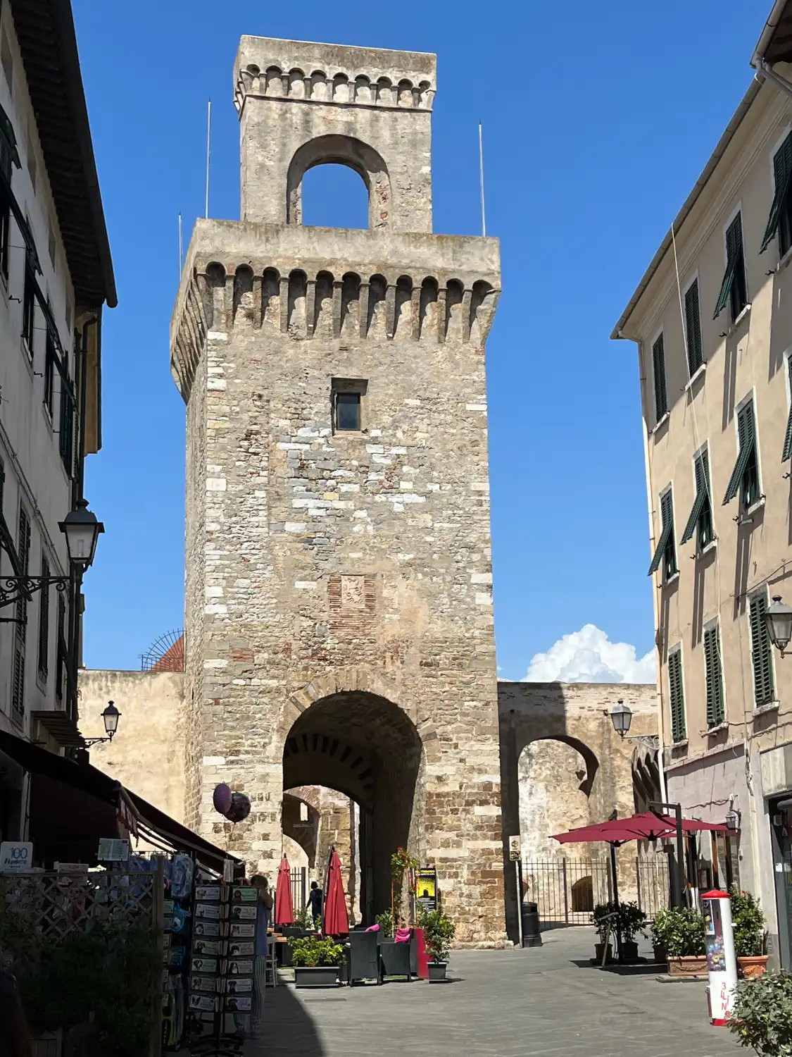 Hotel in zona Rivellino
