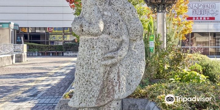 Utsunomiya Gyoza Statue