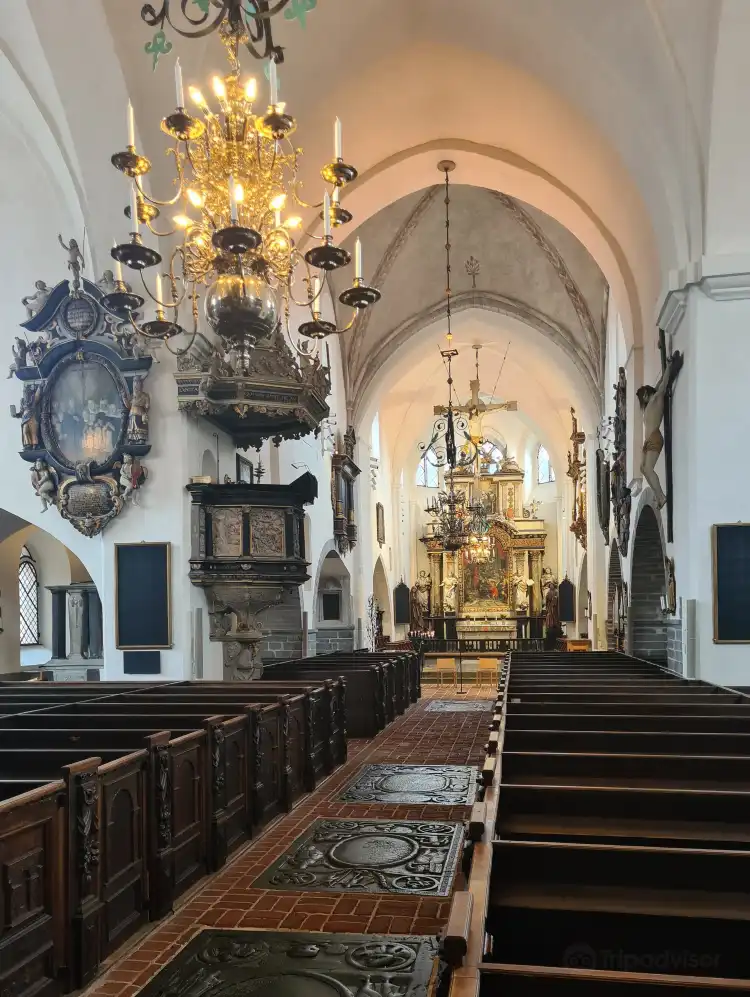 Hotels near Saint Mary's Church