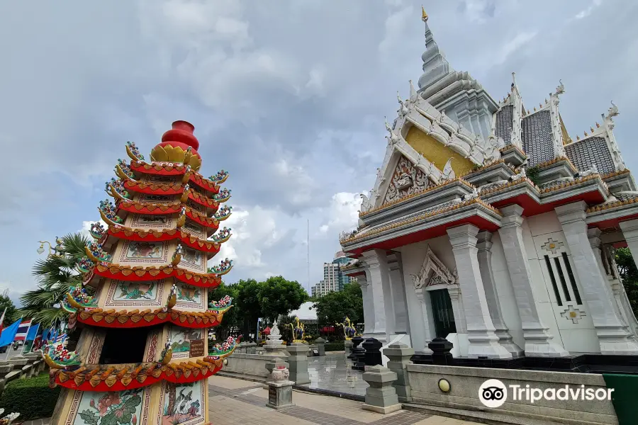 Chao Por Lak Muang Khon Kaen Shrine