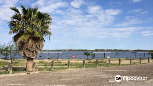 Lake Casa Blanca International State Park