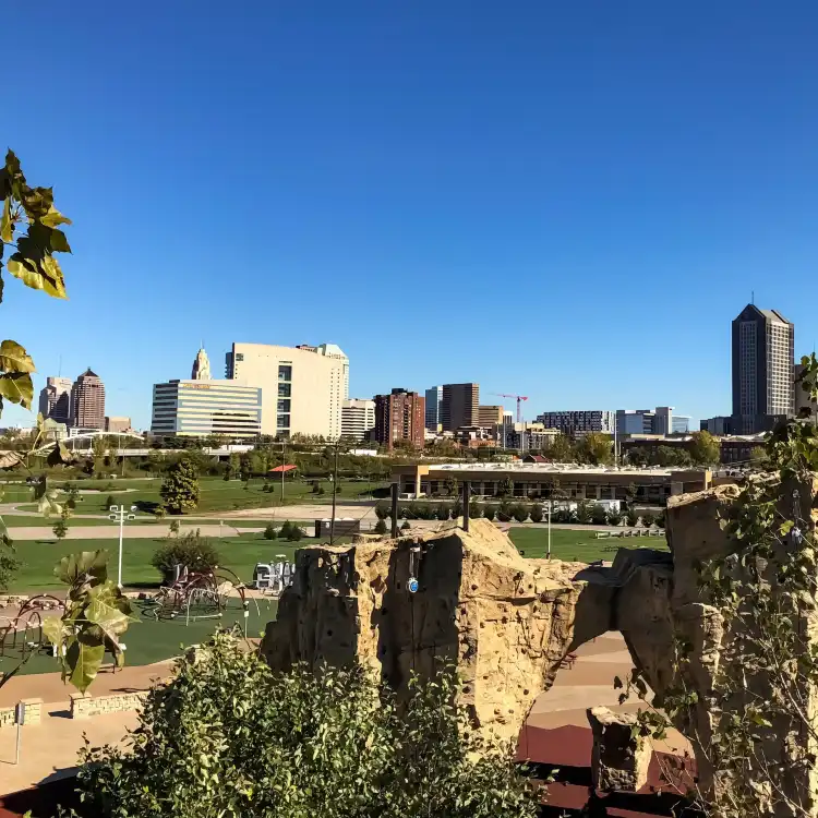 Vue Columbus周辺のホテル