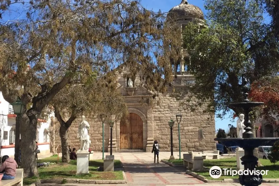 Santo Domingo Church