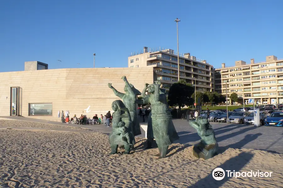 Monumento Tragedia no Mar