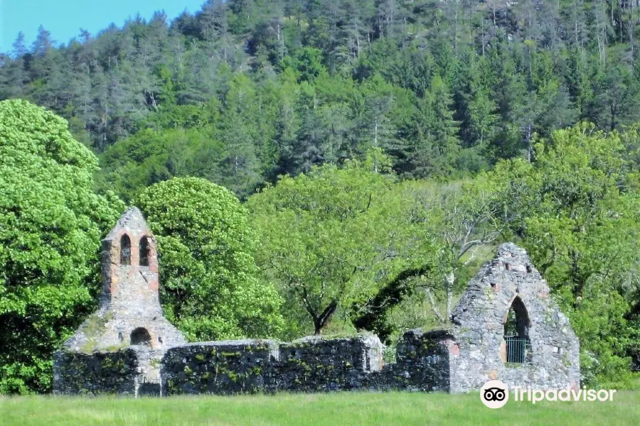 St Trinian's Church