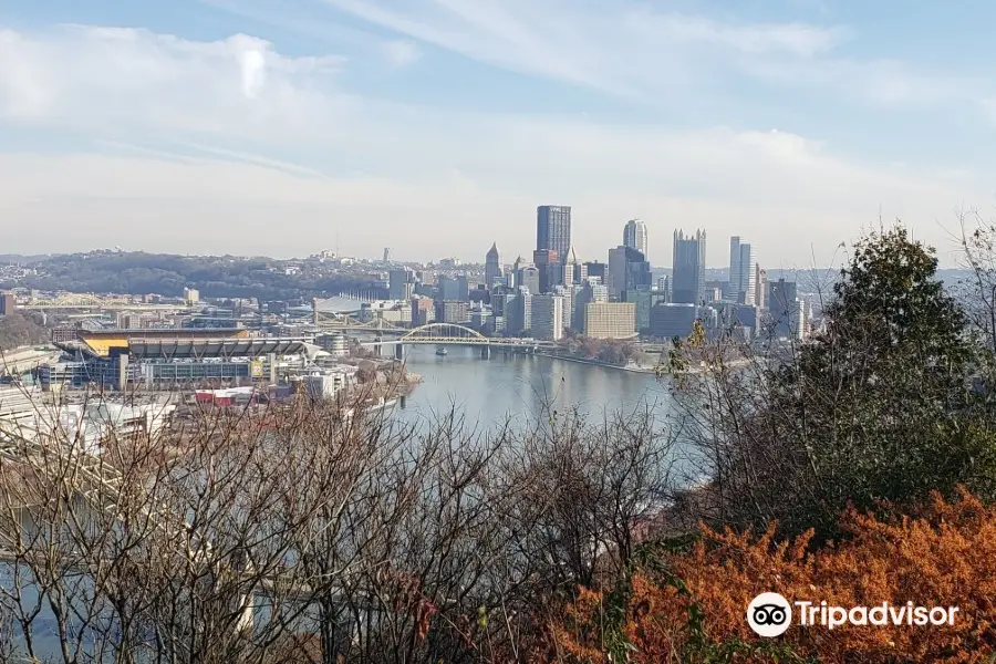 West End - Elliot Overlook Park