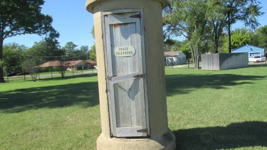 Hearne Railroad Museum Depot