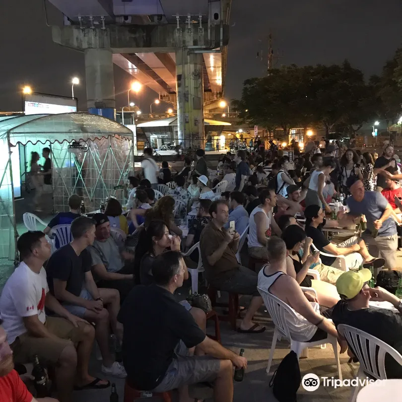 4_Gongguan Waterfront Plaza