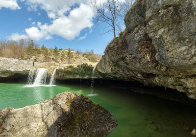 Zarečki Krov Waterfall