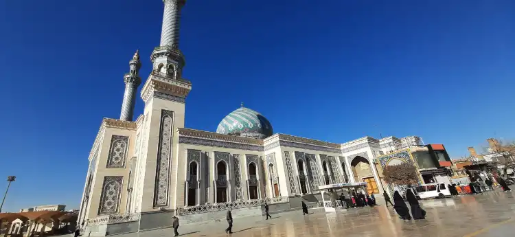 Hotels near Hazrat Fatima Masumeh Holy Shrine