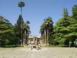 アフィフ・アバド・ガーデン